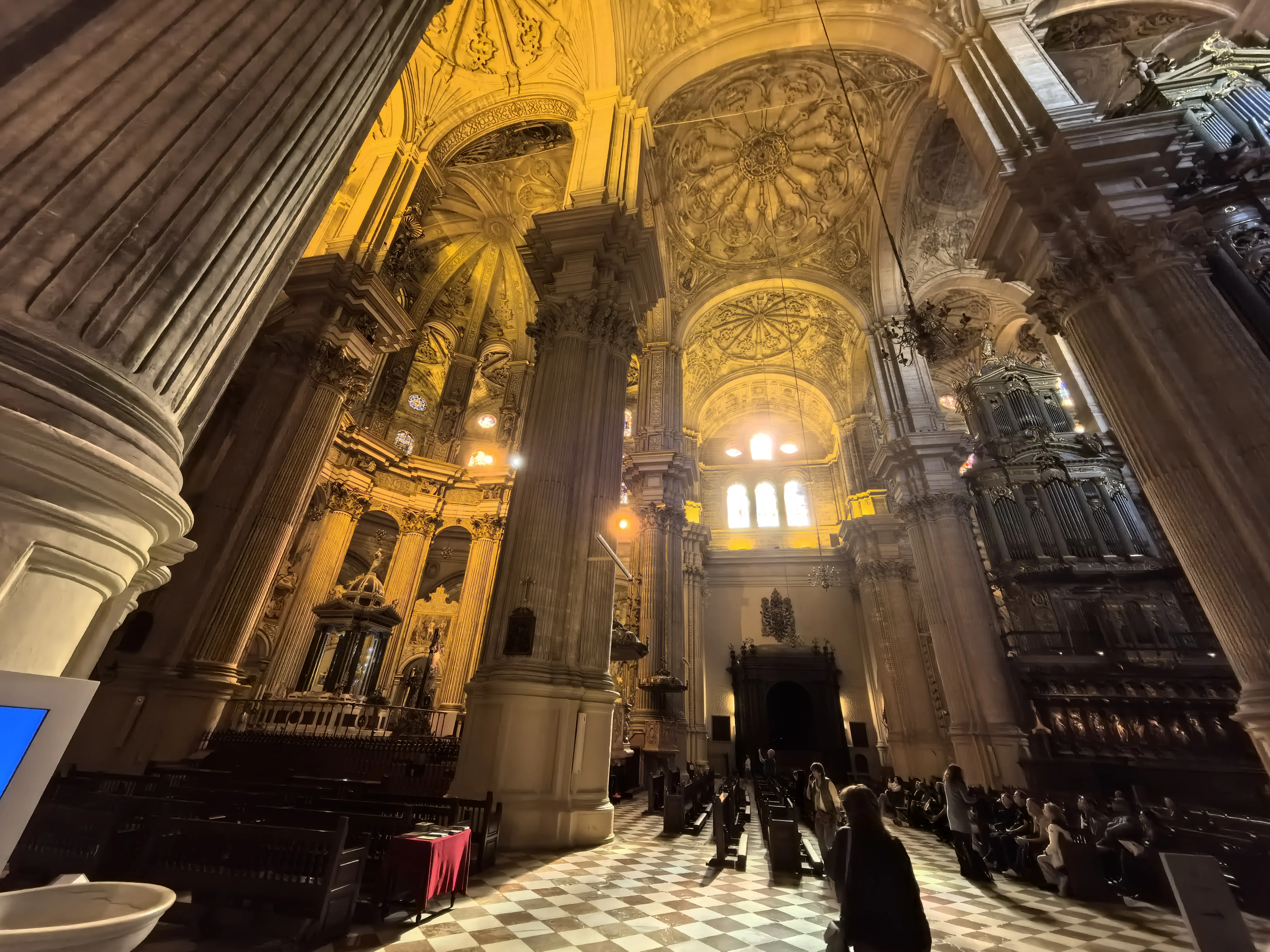 HUAWEI Pura 70 Ultra - System Aparatów - IMG_20251128_131406.webp